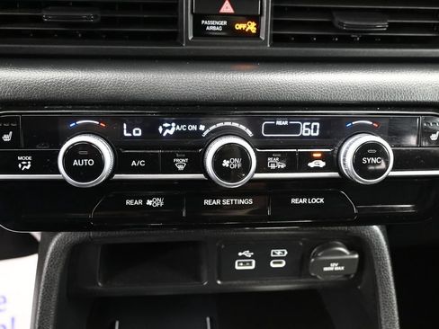 Used 2023 Honda Pilot EX-L image 32