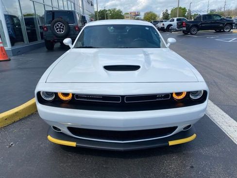 Used 2022 Dodge Challenger GT image 3