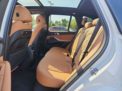 Certified 2024 BMW X5 xDrive40i w/ Premium Package AWD/4WD image 10