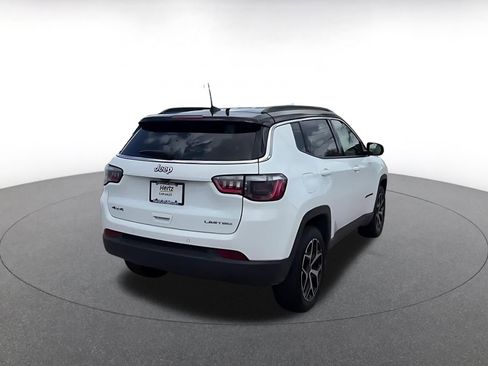 Used 2025 Jeep Compass Limited AWD/4WD image 15