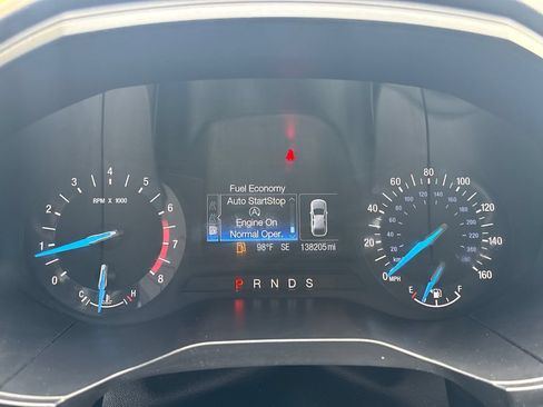 Used 2018 Ford Edge SE FWD image 17