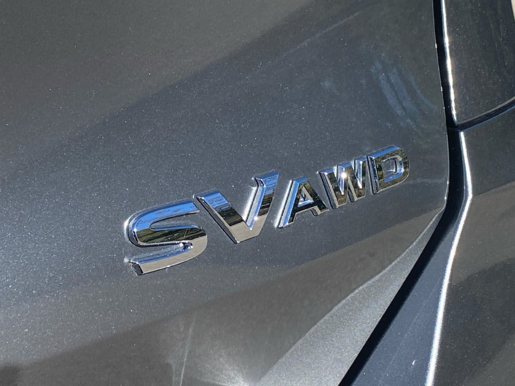 Used 2018 Nissan Rogue SV AWD/4WD image 15