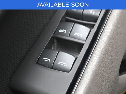 Used 2023 Chevrolet Silverado 1500 ZR2 w/ Technology Package AWD/4WD image 13