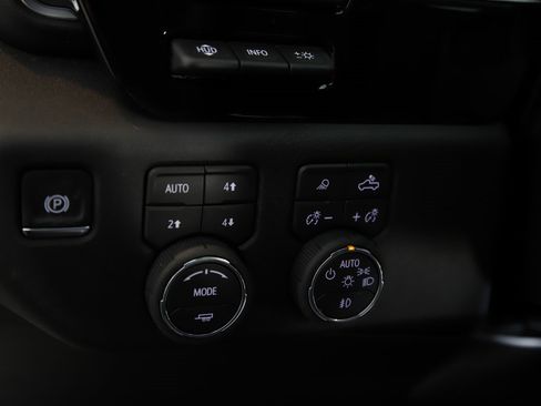 New 2026 Chevrolet Silverado 1500 LTZ w/ LTZ Premium Package image 13