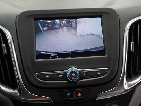 Certified 2022 Chevrolet Equinox LS FWD image 19