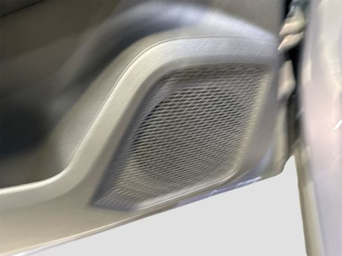 New 2026 Chevrolet Equinox EV LT w/ Comfort Package image 25