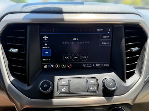 Used 2023 GMC Acadia Denali AWD/4WD image 18