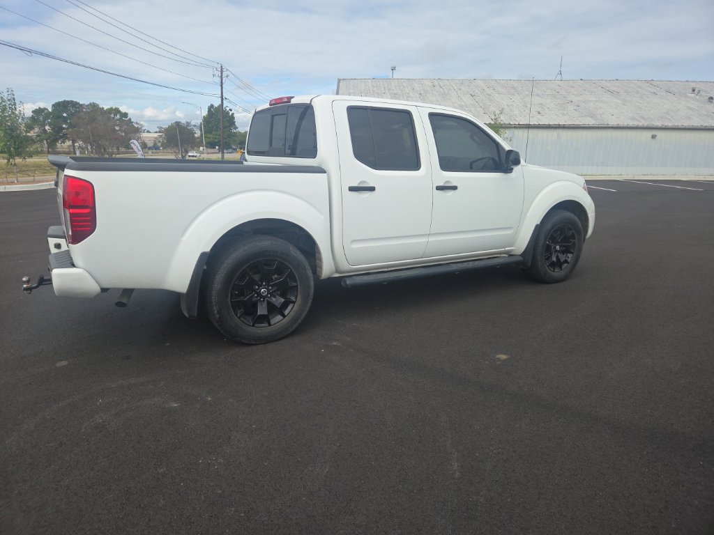 Used 2021 Nissan Frontier SV w/ Midnight Edition Floor Mats AWD/4WD image 19