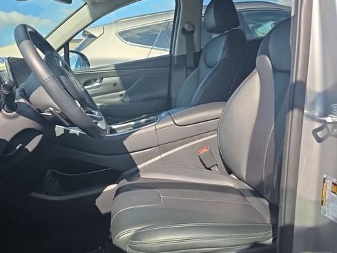 Used 2023 Hyundai Santa Fe SEL w/ Premium Package AWD/4WD image 4