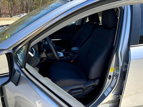 Used 2020 Toyota RAV4 LE w/ All Weather Liner Package AWD/4WD image 9