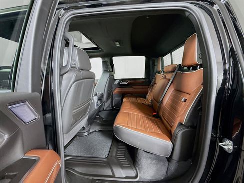 New 2026 GMC Sierra 3500 Denali Ultimate AWD/4WD image 19
