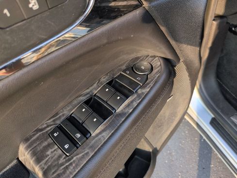 Used 2014 Buick Enclave Leather AWD/4WD image 12
