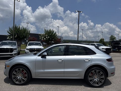 Used 2016 Porsche Macan Turbo AWD/4WD image 4