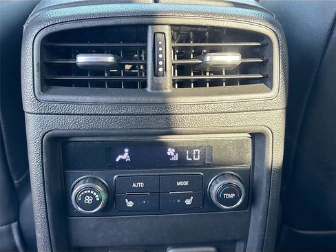 Used 2020 Buick Envision Premium w/ LPO, Active Package AWD/4WD image 27