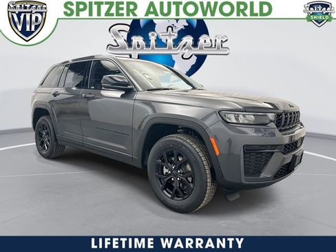 New 2026 Jeep Grand Cherokee Altitude image 1