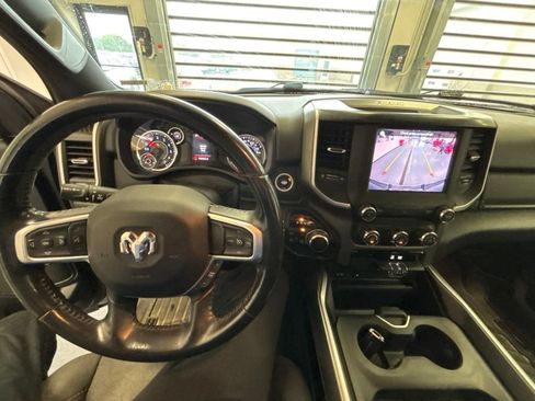 Used 2019 RAM 1500 Big Horn AWD/4WD image 5