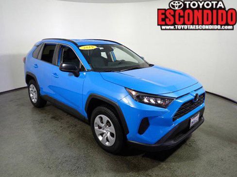 Certified 2019 Toyota RAV4 LE w/ Carpet Mat Package FWD image 1