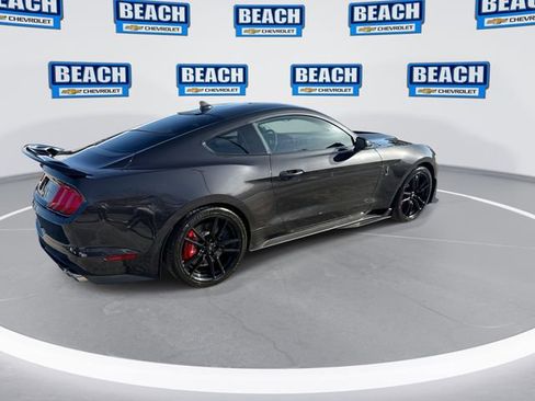 Used 2022 Ford Mustang Shelby GT500 w/ Technology Package RWD image 8