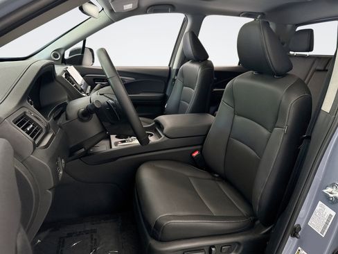 Used 2024 Honda Ridgeline RTL image 11