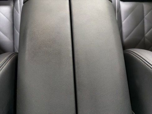 Certified 2024 BMW X6 xDrive40i w/ Executive Package image 41