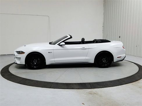 Used 2020 Ford Mustang GT Premium image 4