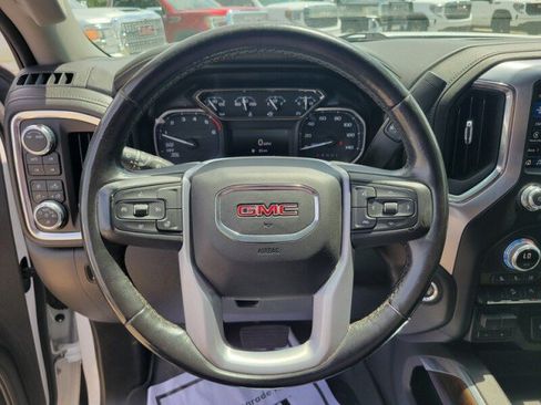 Used 2021 GMC Sierra 1500 SLT AWD/4WD image 18