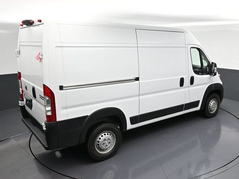 Used 2025 RAM ProMaster 1500 FWD image 17