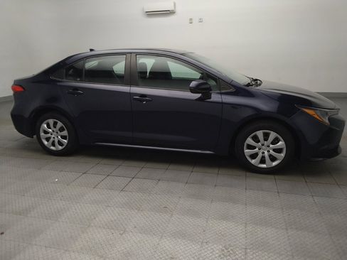 Used 2022 Toyota Corolla LE FWD image 11