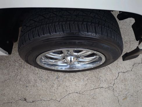 Used 2012 Chevrolet Colorado LT RWD image 19