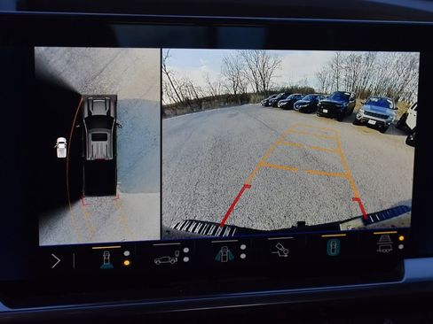 Used 2025 Chevrolet Silverado 2500 High Country w/ High Country Premium Package image 34