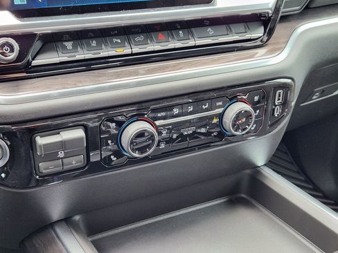 New 2026 Chevrolet Silverado 2500 LTZ w/ LTZ Plus Package AWD/4WD image 20