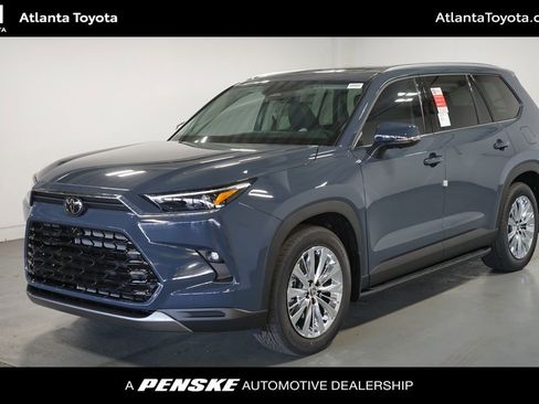 New 2026 Toyota Grand Highlander Platinum image 1