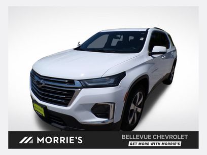 Used 2023 Chevrolet Traverse LT w/ LT Premium Package