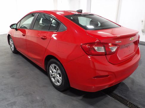 Used 2019 Chevrolet Cruze LS FWD image 7