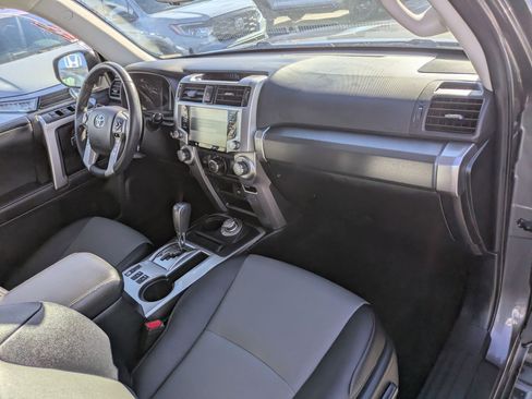 Used 2022 Toyota 4Runner SR5 Premium w/ Moonroof Package image 38