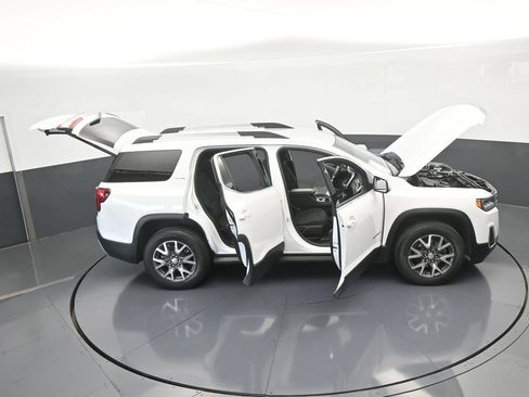 Used 2022 GMC Acadia SLE w/ Driver Convenience Package image 71