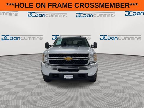 Used 2013 Chevrolet Silverado 2500 W/T AWD/4WD image 3