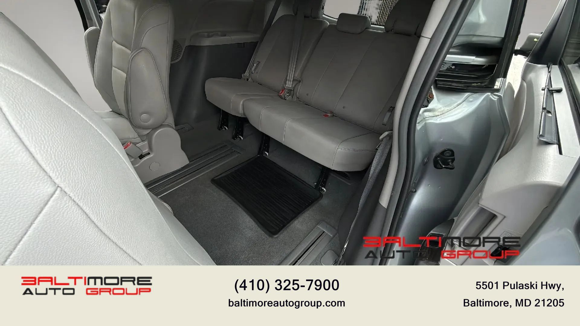 Used 2019 Toyota Sienna XLE Premium FWD image 33