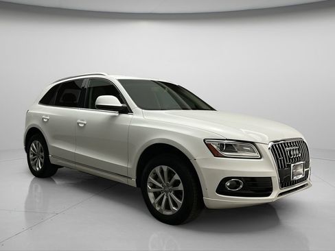 Used 2014 Audi Q5 2.0T Premium w/ Lighting Package AWD/4WD image 1