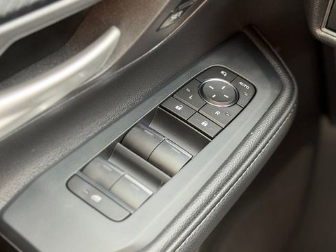Used 2025 Toyota Grand Highlander AWD Hybrid image 29