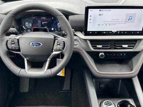New 2026 Ford Explorer ST-Line RWD image 13