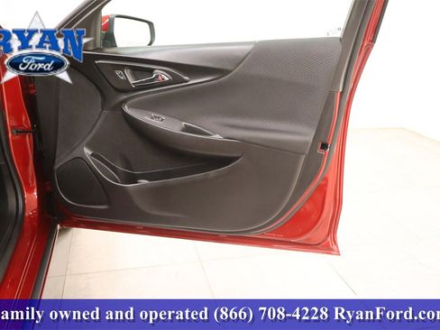 Used 2024 Chevrolet Malibu LT image 15