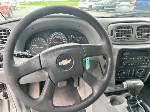 Used 2006 Chevrolet TrailBlazer LS w/ LS Preferred Equipment Group AWD/4WD image 10