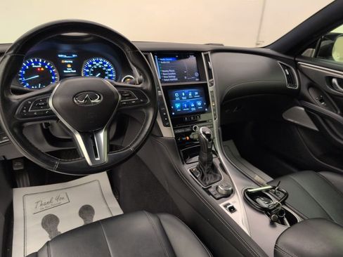 Used 2018 INFINITI Q60 3.0t Luxe w/ Sensory Package 3.0T Luxe image 8