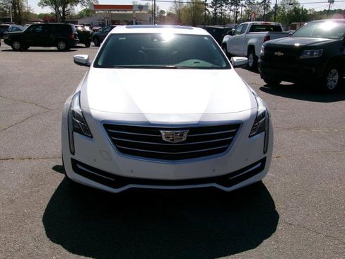 Used 2017 Cadillac CT6 3.6 AWD image 3