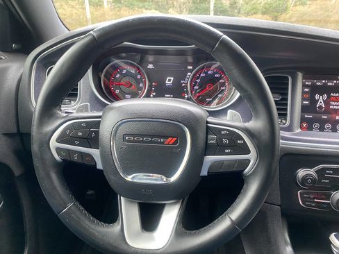 Used 2017 Dodge Charger R/T image 17