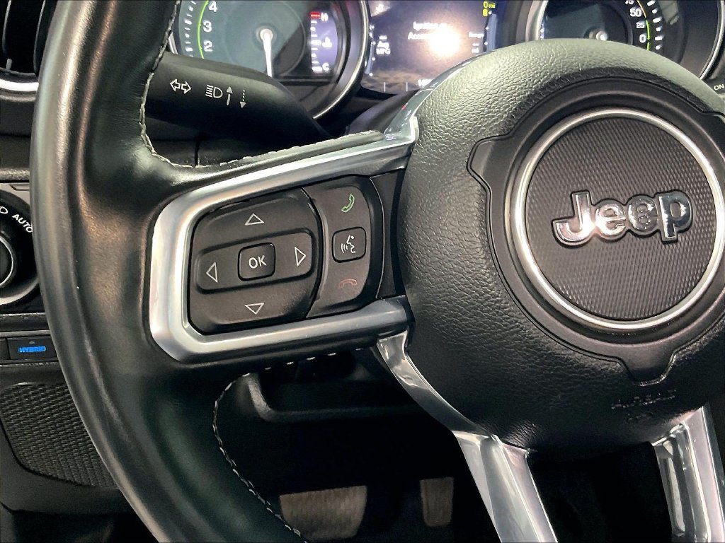 Used 2023 Jeep Wrangler Unlimited Sahara w/ Cold Weather Group AWD/4WD image 22