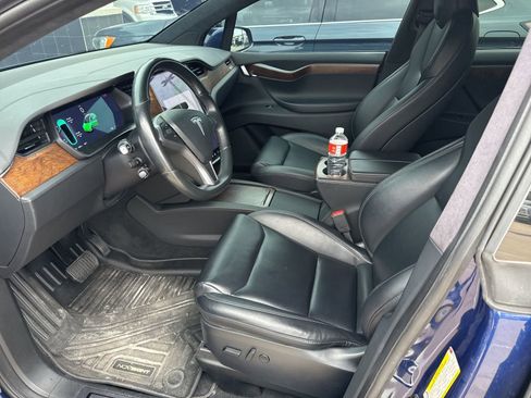 Used 2020 Tesla Model X Long Range AWD/4WD image 2