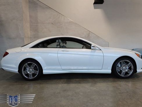 Used 2013 Mercedes-Benz CL 550 4MATIC image 3