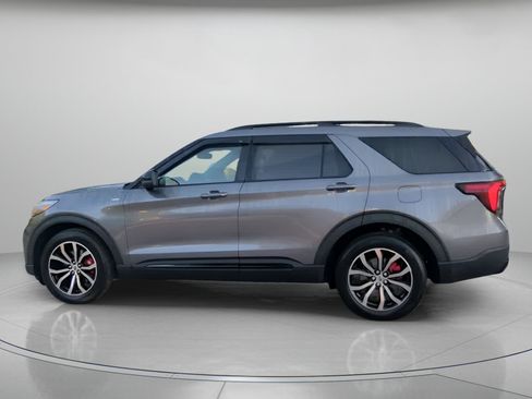 Used 2026 Ford Explorer ST-Line w/ ST-Line Street Pack RWD image 17